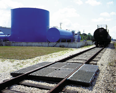 Center Track Pan w/Grates